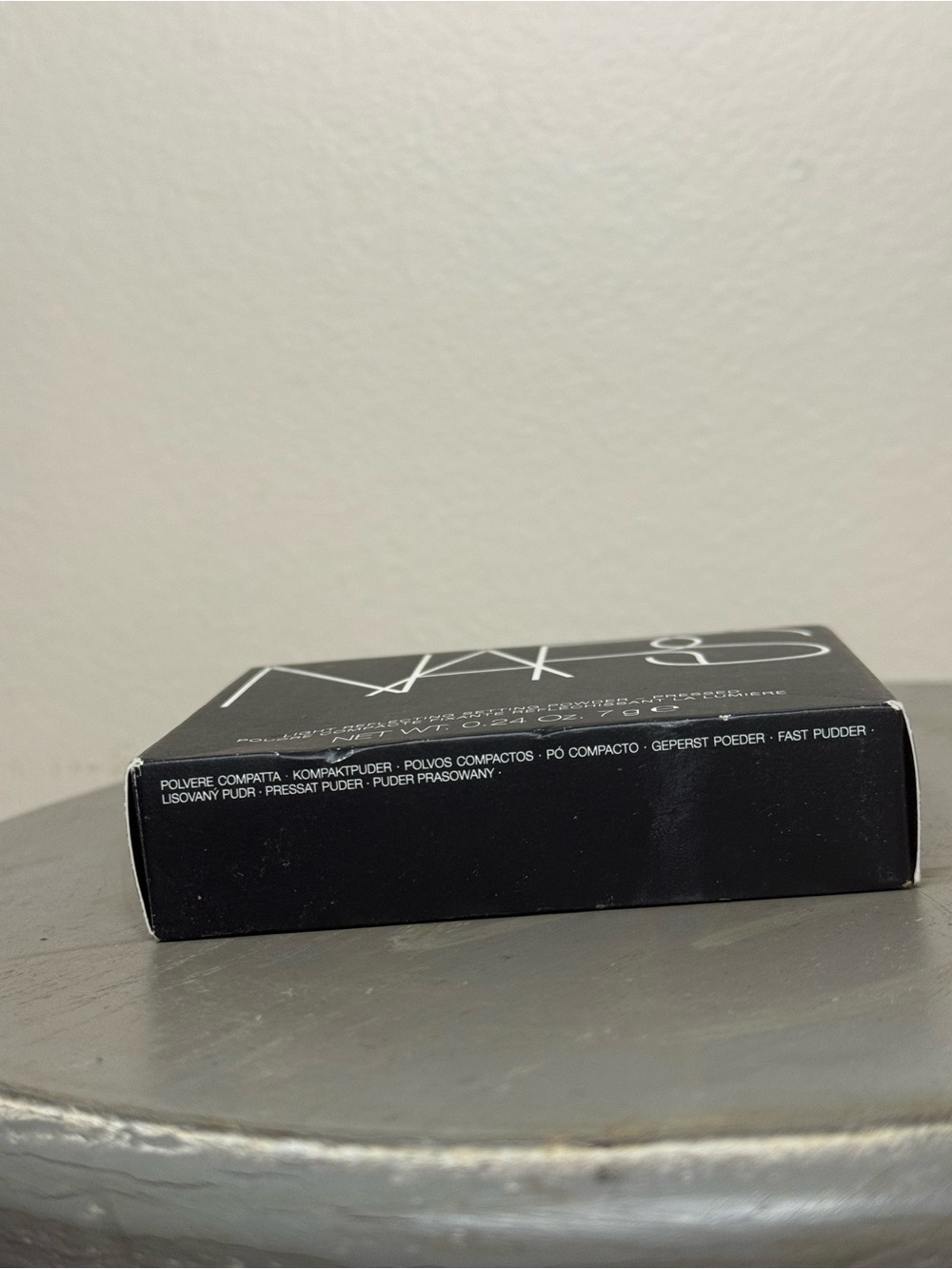 NARS Light Reflecting Setting Powder - Picture 4 of 4